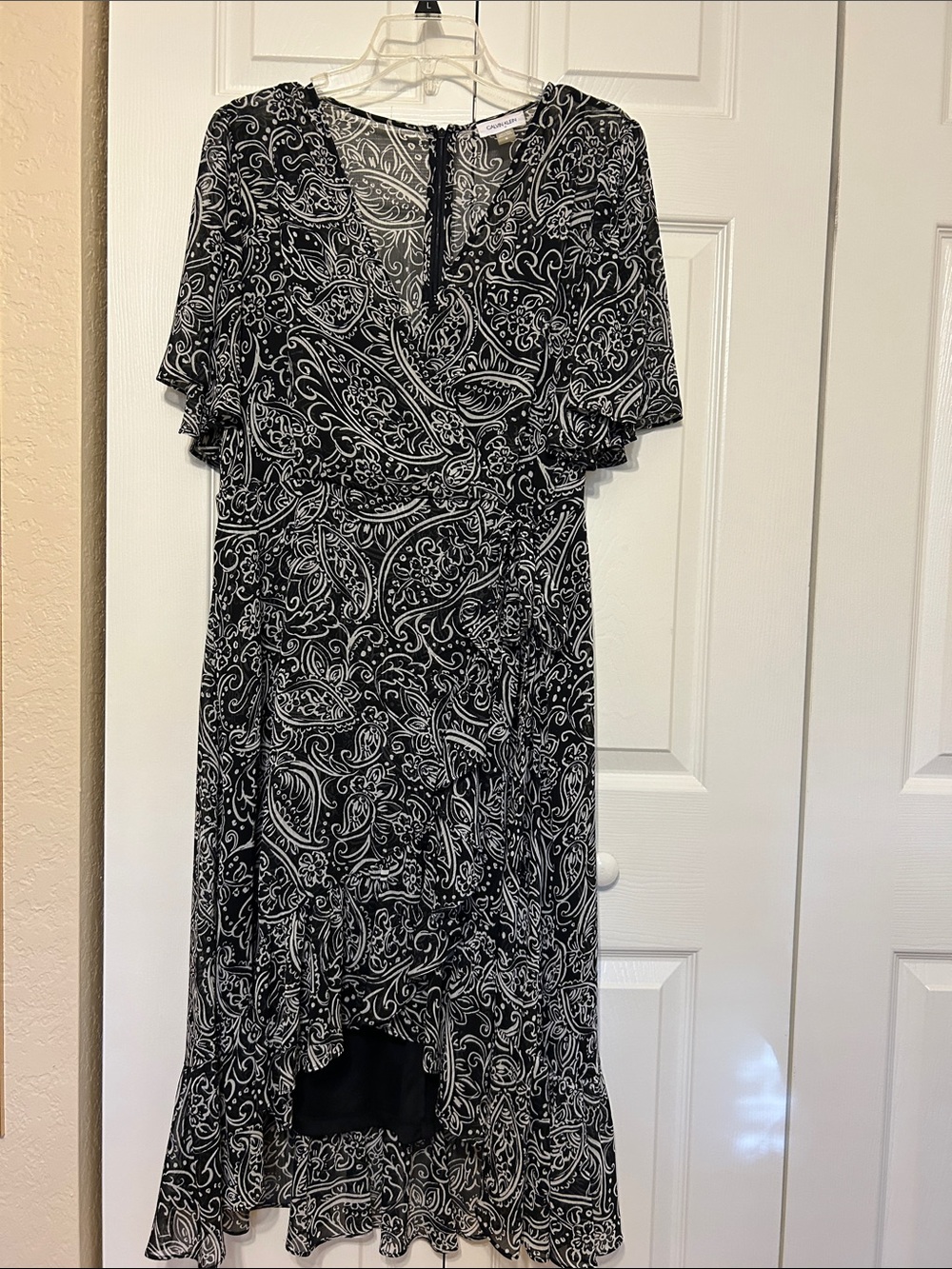 Calvin Klein Black & White Paisley Dress with Ruffled High-Low Hem & back zipper